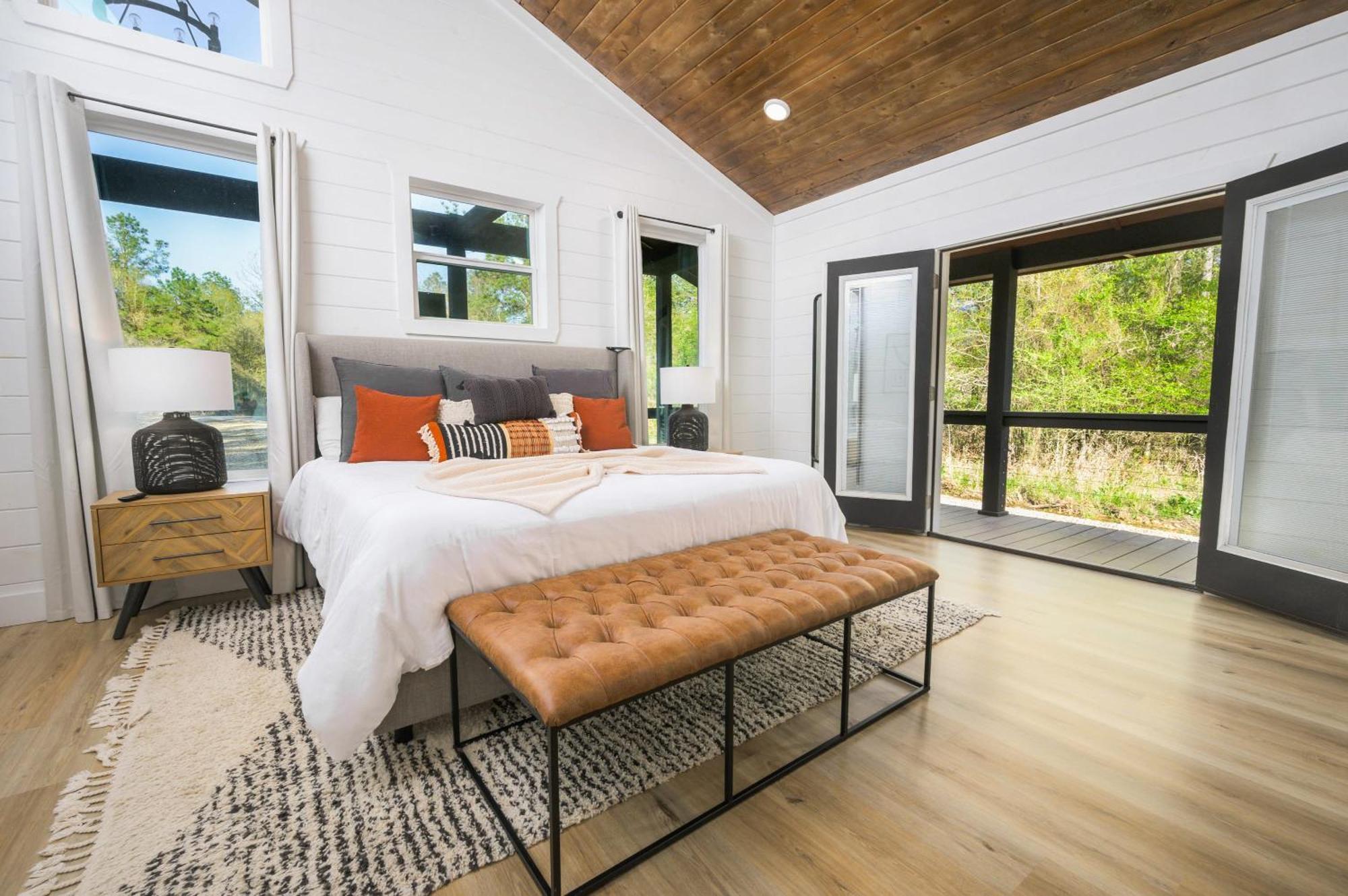New Farmhouse-Chic Cabin With Hot Tub & Firepit Broken Bow Exteriér fotografie
