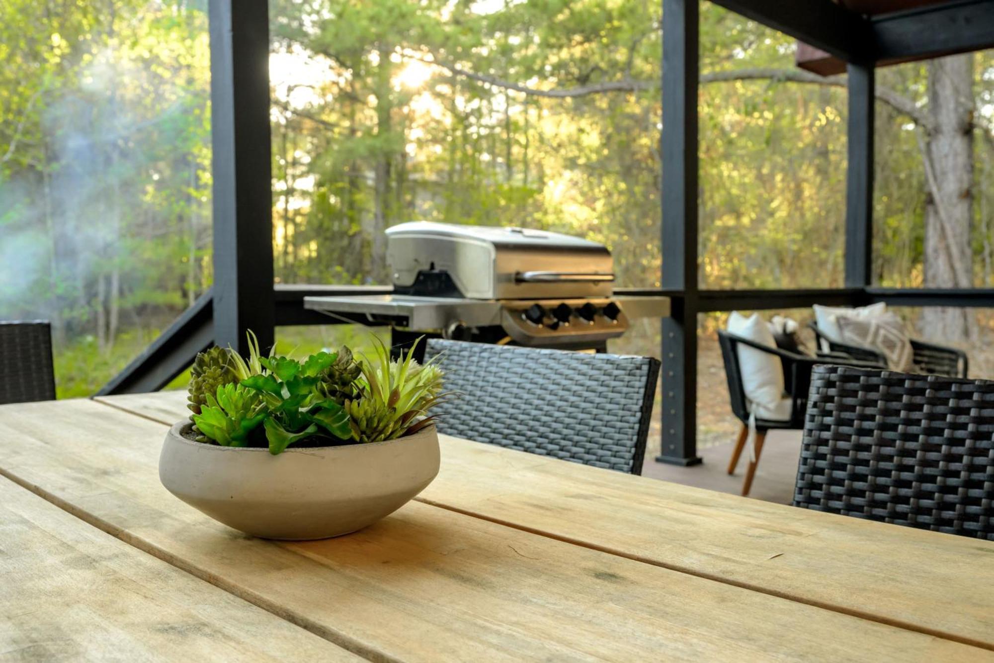 New Farmhouse-Chic Cabin With Hot Tub & Firepit Broken Bow Exteriér fotografie